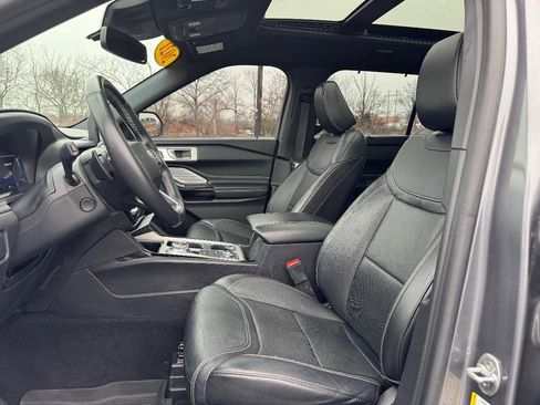 Used 2021 Ford Explorer ST w/ Equipment Group 401A image 19