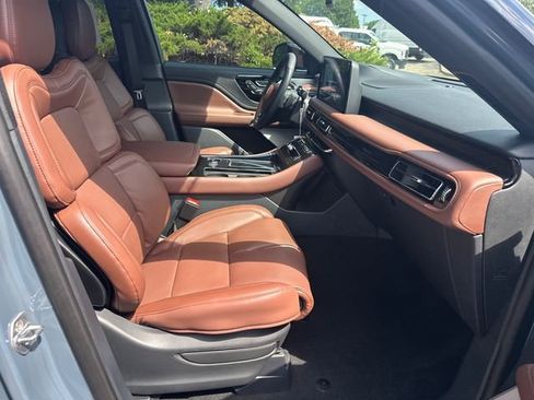 New 2026 Lincoln Aviator Reserve AWD/4WD image 14