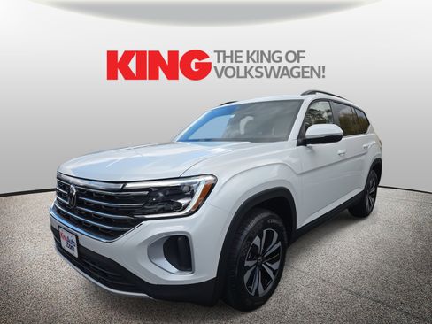 New 2026 Volkswagen Atlas SE image 8