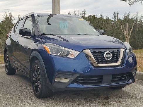 Certified 2020 Nissan Kicks SR image 3