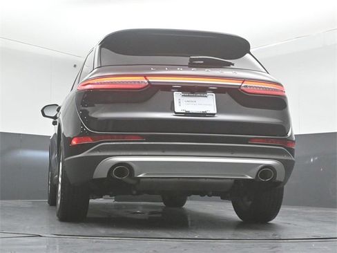Certified 2024 Lincoln Corsair AWD image 32