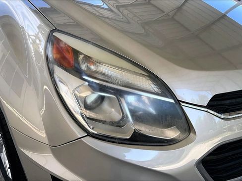 Used 2016 Chevrolet Equinox LS image 28