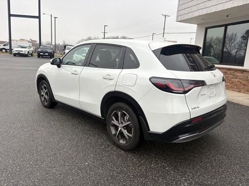 Used 2024 Honda HR-V EX-L image 6