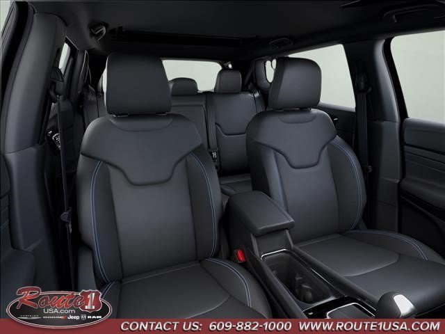New 2026 Jeep Compass Limited w/ Sun, Sound & Navigation Group AWD/4WD image 17