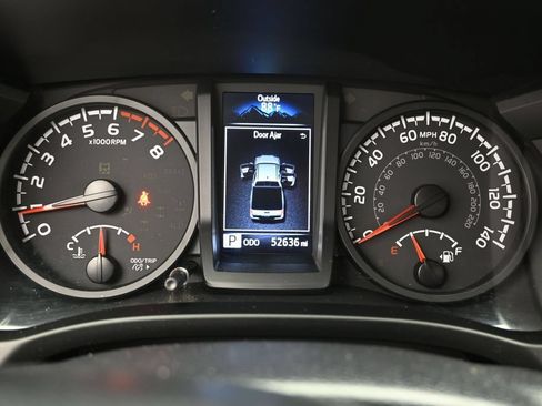 Used 2023 Toyota Tacoma SR AWD/4WD image 13
