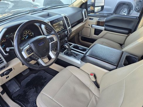 Used 2015 Ford F150 Lariat w/ Equipment Group 502A Luxury image 9