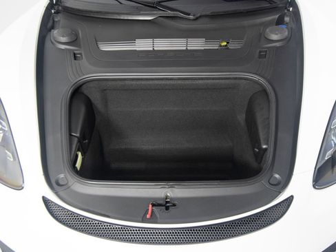 Certified 2022 Porsche 718 Cayman GT4 RWD image 60