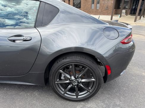 Used 2017 MAZDA MX-5 Miata RF Club RWD image 40