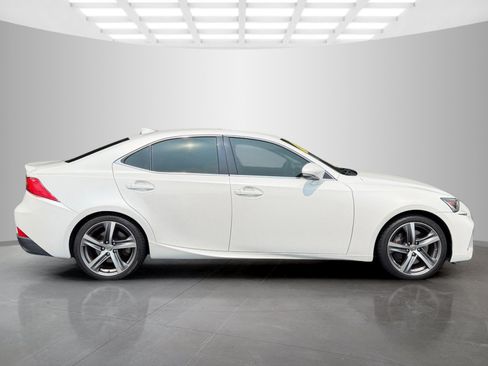 Used 2017 Lexus IS 300 AWD image 6