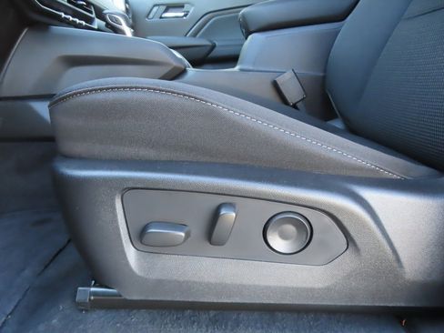 New 2026 Chevrolet Colorado LT image 8