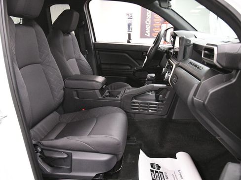 Used 2025 Toyota Tacoma SR image 21