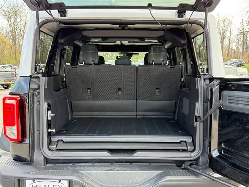 Used 2025 Ford Bronco Heritage Edition AWD/4WD image 10