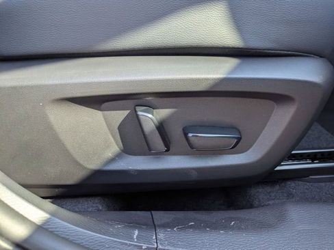 New 2025 Mitsubishi Outlander SEL image 34