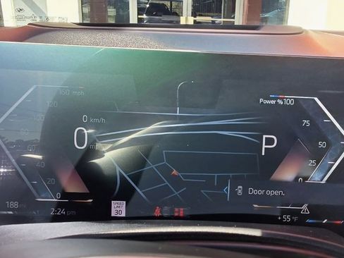 Used 2023 BMW X7 xDrive40i w/ M Sport Package image 23