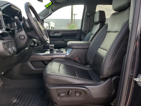 Used 2023 Chevrolet Silverado 1500 LTZ AWD/4WD image 19