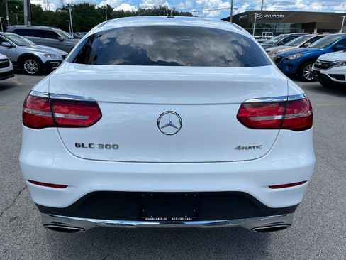 Used 2017 Mercedes-Benz GLC 300 4MATIC Coupe image 4