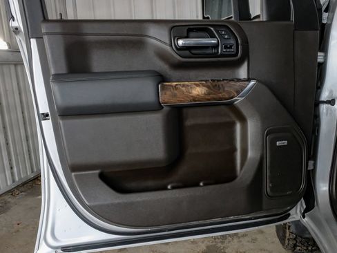 Used 2020 GMC Sierra 3500 Denali w/ Technology Package AWD/4WD image 43