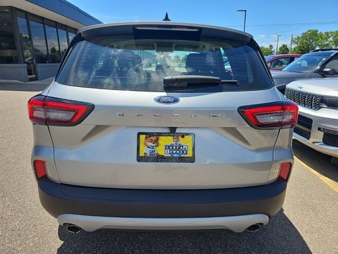 Used 2023 Ford Escape FWD image 3