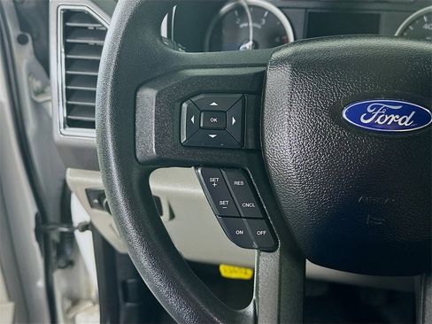 Used 2017 Ford F350 XLT image 25