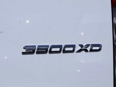 Used 2024 Mercedes-Benz Sprinter 3500 image 10