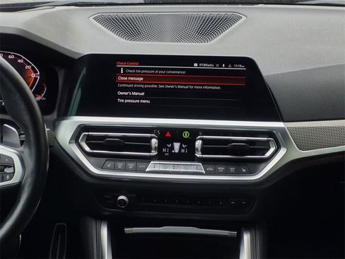 Used 2023 BMW M440i xDrive Gran Coupe w/ Premium Package image 9