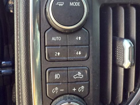 Used 2020 Chevrolet Silverado 1500 LT Trail Boss AWD/4WD image 24
