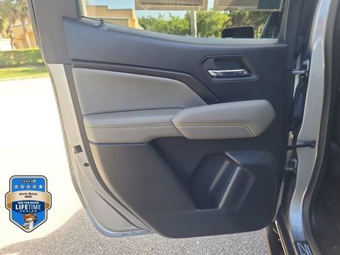 Certified 2024 Chevrolet Colorado ZR2 w/ ZR2 Convenience Package III AWD/4WD image 9