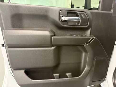 Used 2025 GMC Sierra 2500 Pro AWD/4WD image 12