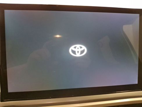 Used 2025 Toyota Tacoma TRD Sport AWD/4WD image 20