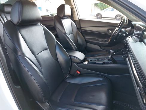 Used 2024 Honda Accord Touring image 10