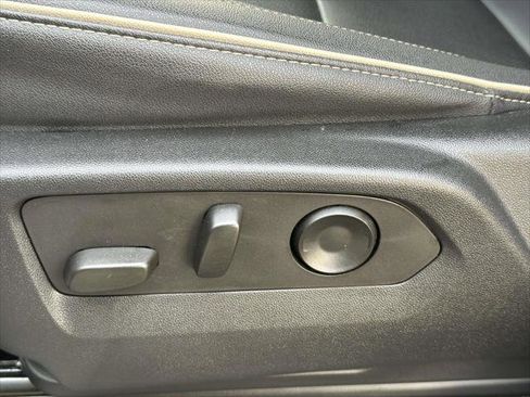 Used 2023 Chevrolet Tahoe Premier w/ Premium Package 2 image 15