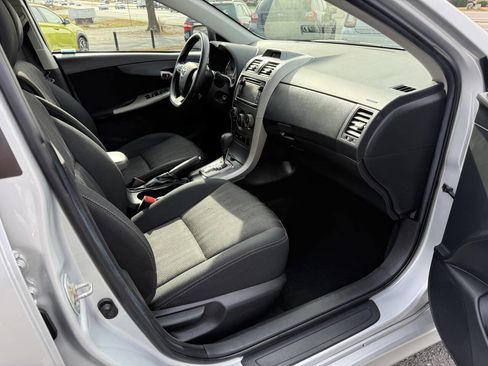 Used 2013 Toyota Corolla S Special Edition image 13