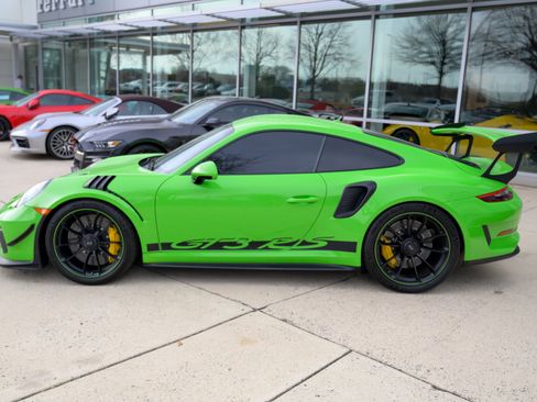 Used 2019 Porsche 911 GT3 RS image 8