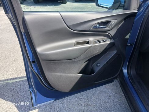 Used 2024 Chevrolet Equinox LT image 11