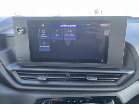 Used 2024 Chevrolet Silverado EV W/T image 28