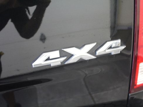 Used 2017 RAM 1500 Express image 26