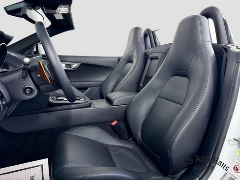 Used 2014 Jaguar F-TYPE S RWD image 11