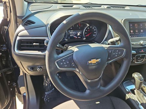 Used 2021 Chevrolet Equinox LT FWD image 11