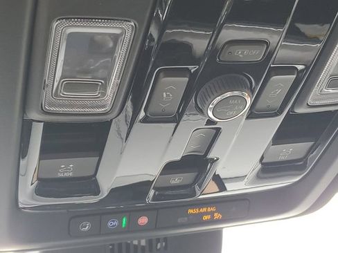 New 2026 Chevrolet Suburban Premier w/ Sun And Tow Package AWD/4WD image 34