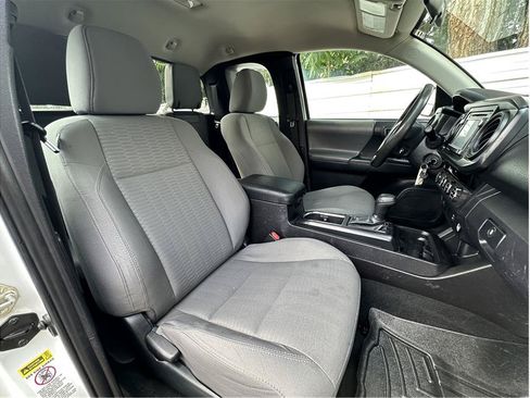 Used 2016 Toyota Tacoma SR w/ SR Convenience Package AWD/4WD image 15