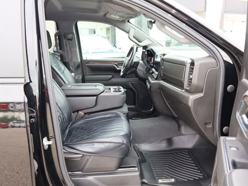 Used 2022 Chevrolet Silverado 1500 LT w/ Z71 Off-Road Package AWD/4WD image 26