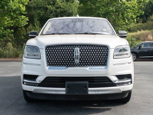 Used 2019 Lincoln Navigator Select w/ Technology Package RWD image 6
