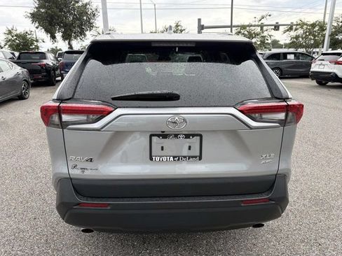 Used 2025 Toyota RAV4 XLE AWD/4WD image 3