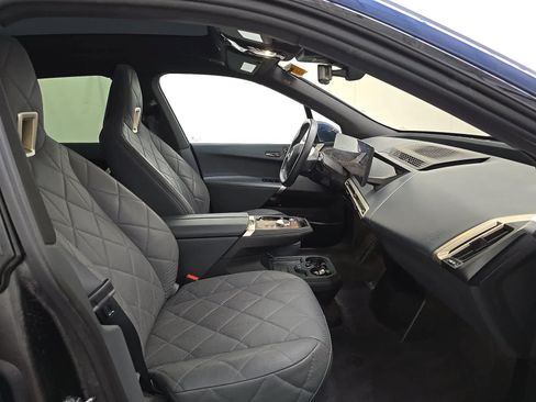 Used 2023 BMW iX M60 AWD/4WD image 8