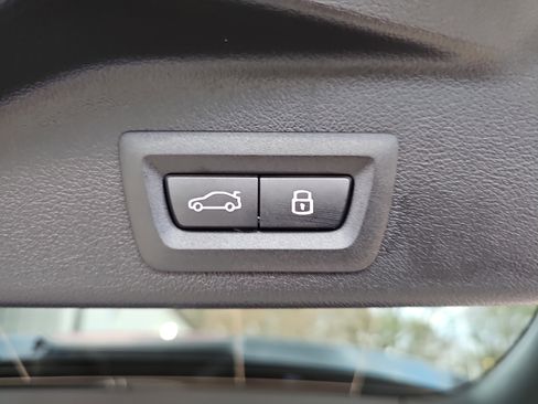 New 2026 BMW X5 xDrive40i w/ M Sport Package image 15