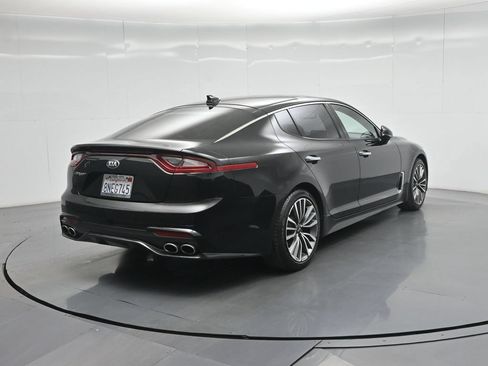 Used 2019 Kia Stinger Premium RWD image 28