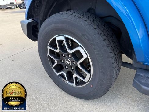 Used 2023 Ford Bronco Outer Banks AWD/4WD image 21