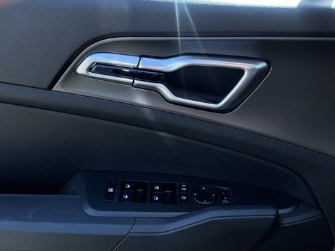 New 2027 Kia Sportage LX w/ LX Convenience Package FWD image 20