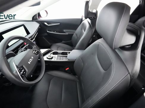 Used 2023 Kia EV6 Wind image 7