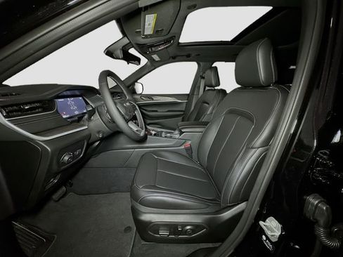 New 2025 Jeep Grand Cherokee L Limited w/ Luxury Tech Group II image 14